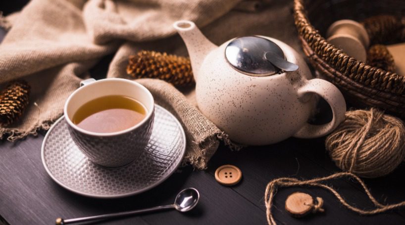 Teapot and tea